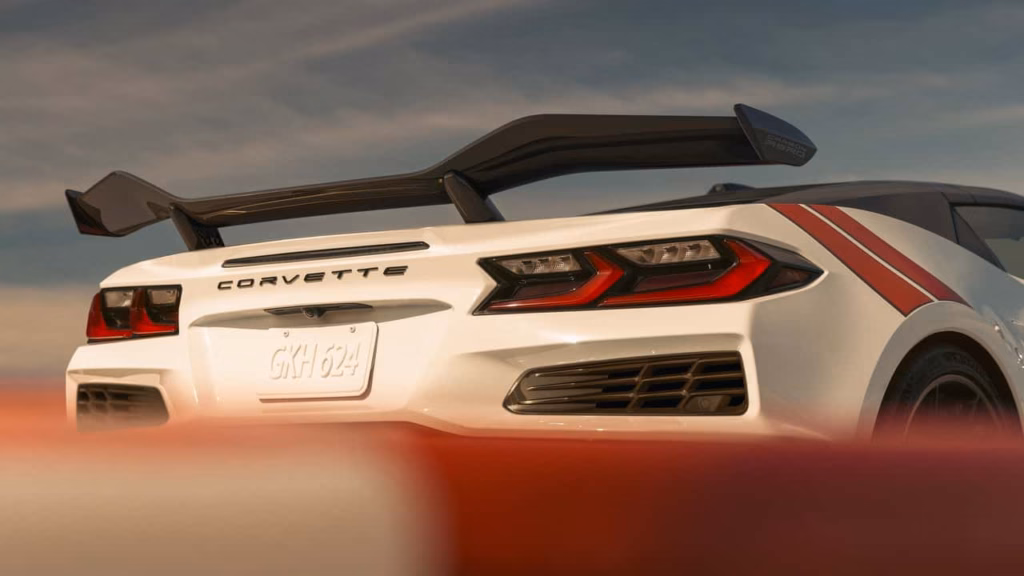 Chevy оголосив про зупинку продажу C8 Corvette