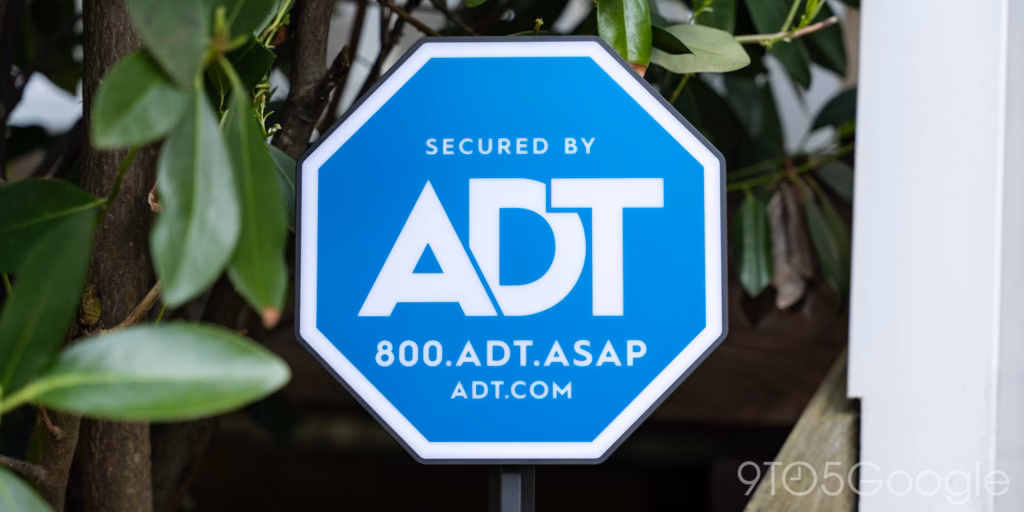 ADT представляє новий "Live Light" для системи безпеки Nest