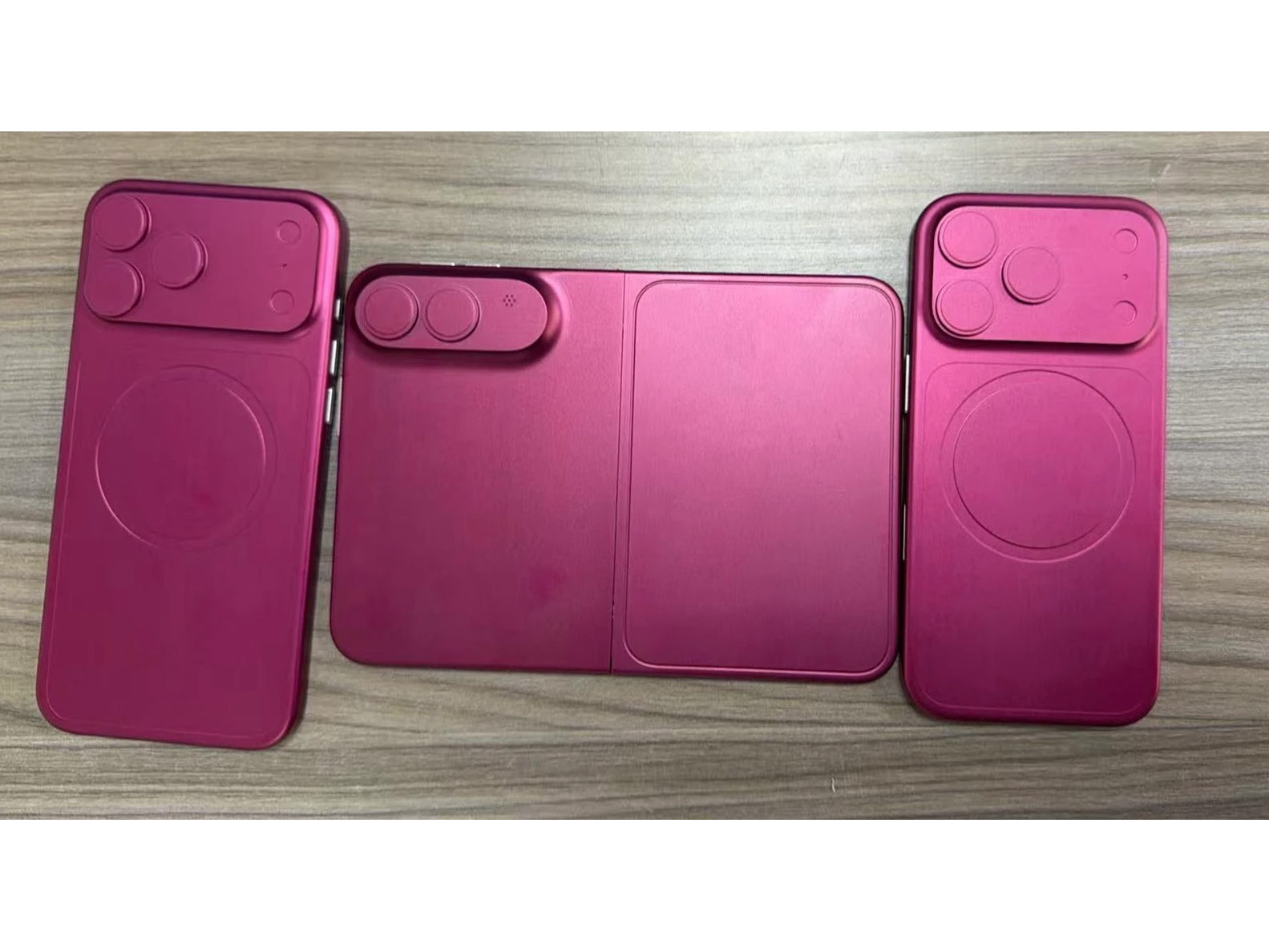 iphone-fold-dummy-unit