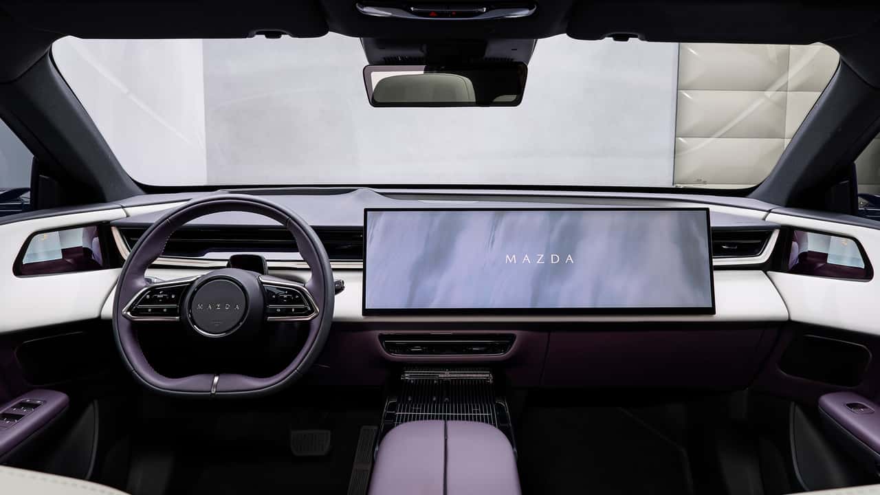 Mazda CX-6e