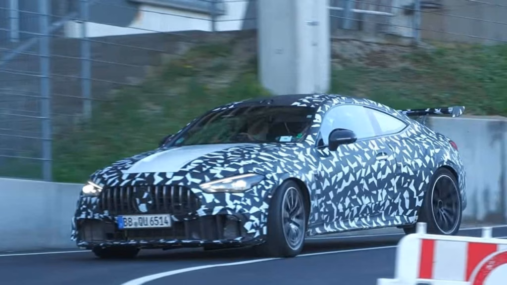 Mercedes-AMG CLE Coupe з V8: новий потужний спорткар