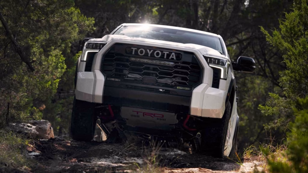 Розширено відкликання двигунів Toyota Tundra