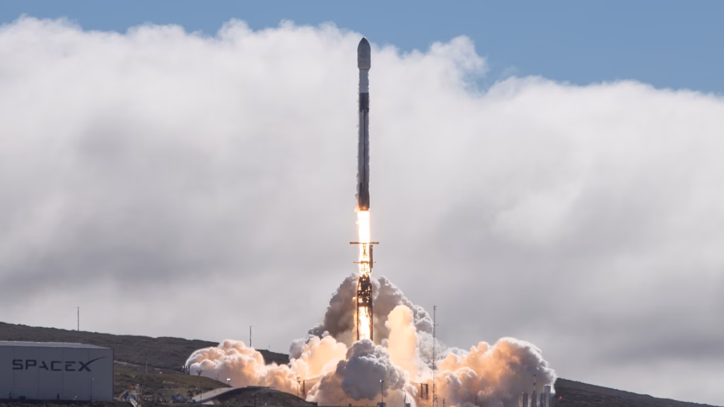 SpaceX укладає контракти на оборону SpaceX укладає контракти на оборону