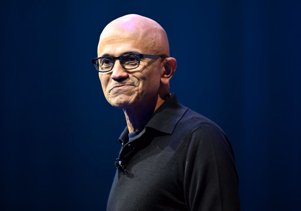 Microsoft звільняє 4800 працівників Microsoft звільняє 4800 працівників