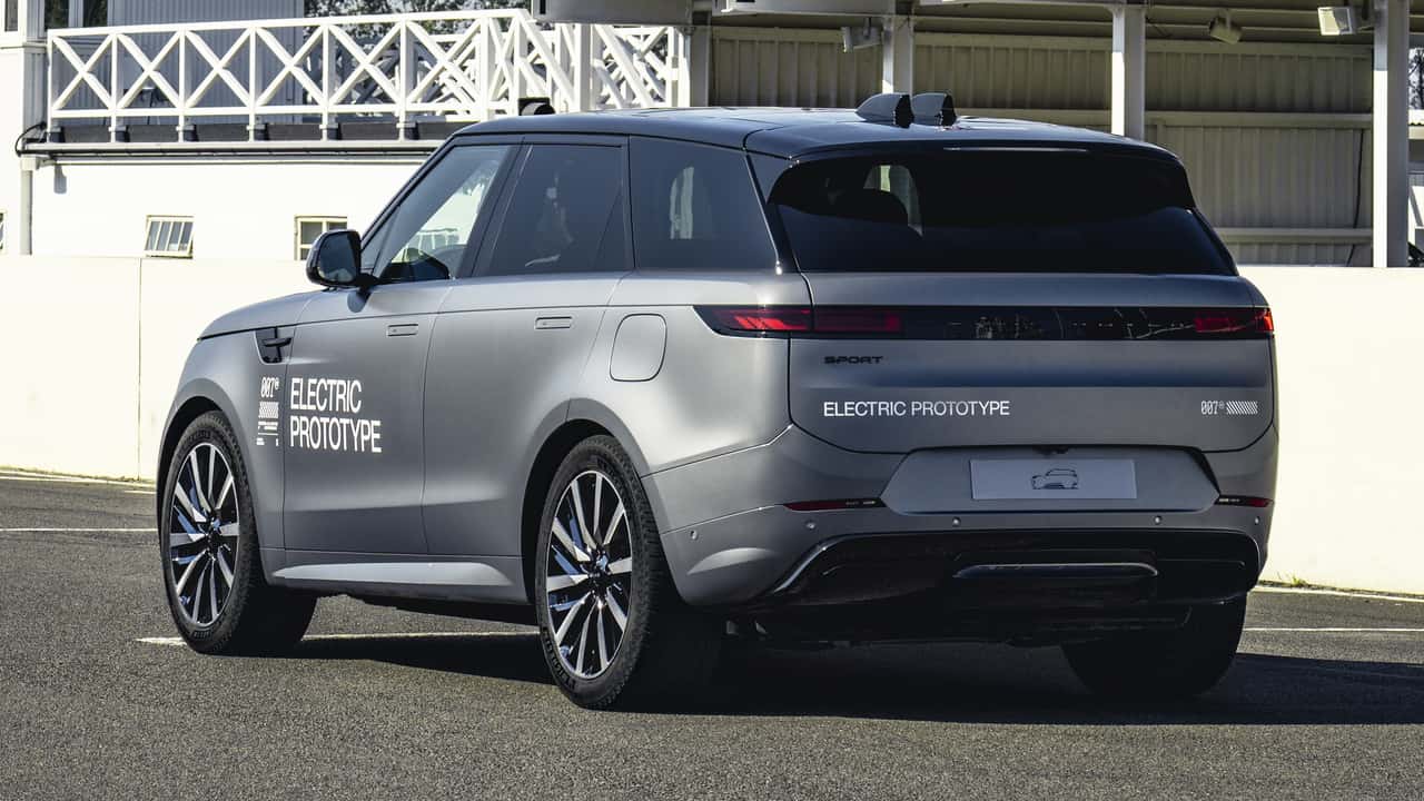 Range Rover Sport Electric prototype