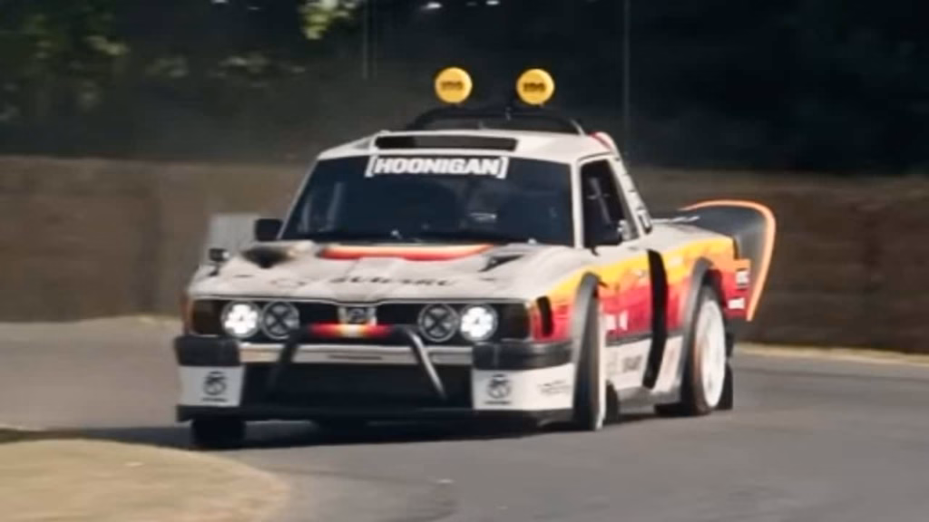 Тревіс Пастрана дрифтить на Subaru Goodwood з потужністю 670 кінських сил: відео Тревіс Пастрана дрифтить на Subaru Goodwood з потужністю 670 кінських сил: відео